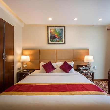 Grand Palace Hotel & Resorts Sylhet Bagian luar foto
