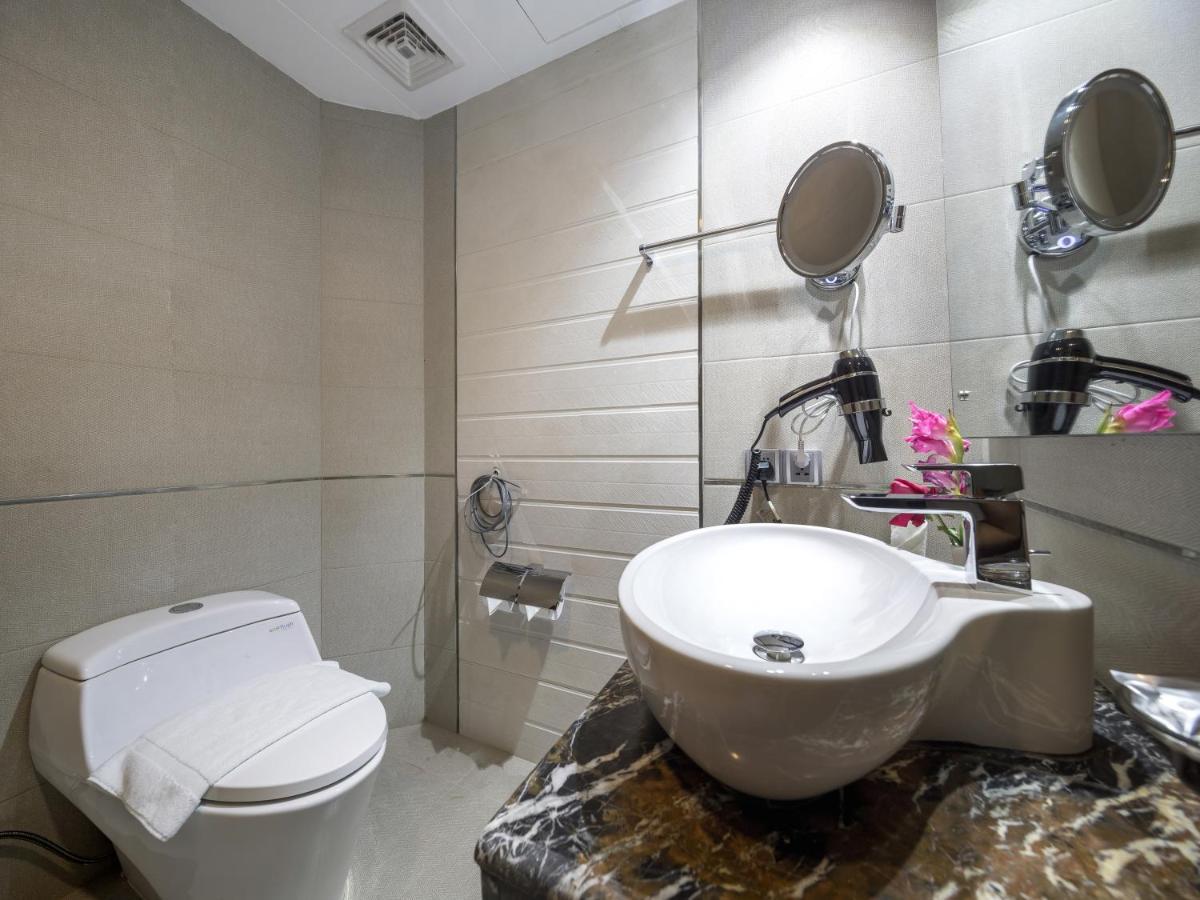 Grand Palace Hotel & Resorts Sylhet Bagian luar foto