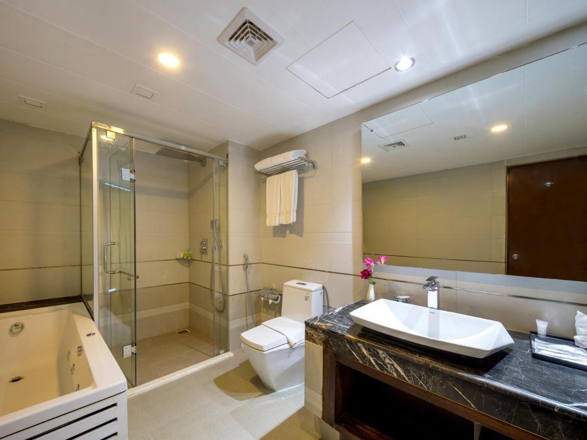 Grand Palace Hotel & Resorts Sylhet Bagian luar foto