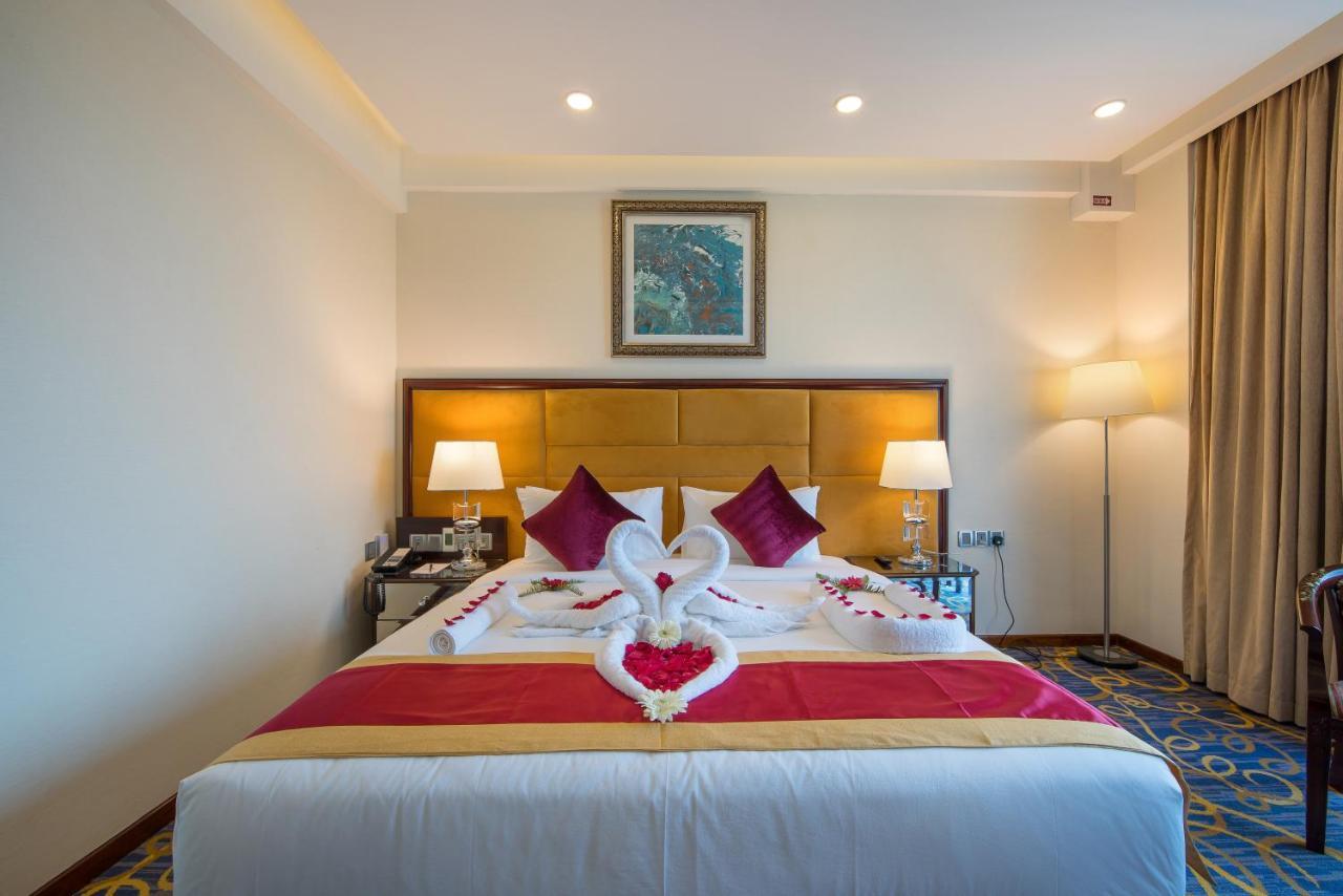 Grand Palace Hotel & Resorts Sylhet Bagian luar foto