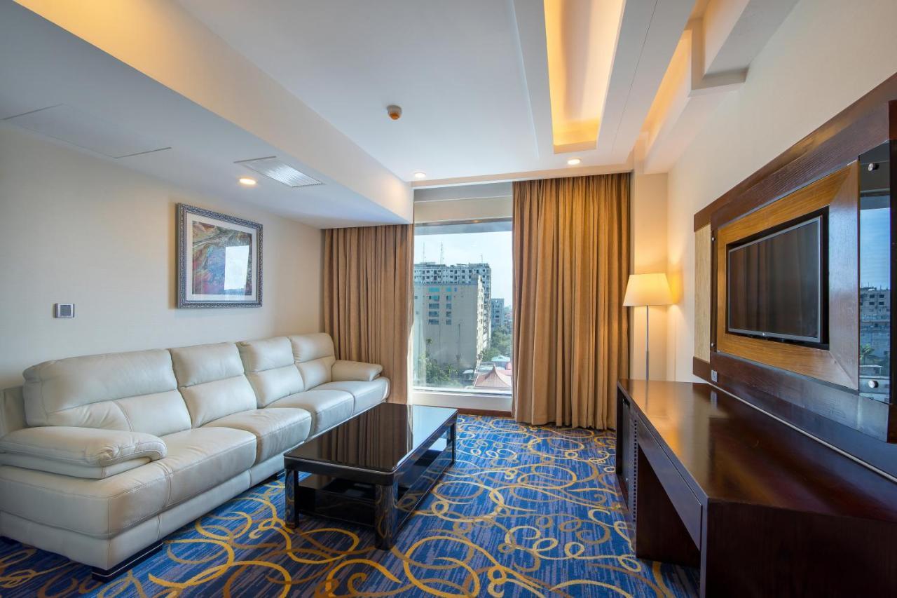 Grand Palace Hotel & Resorts Sylhet Bagian luar foto