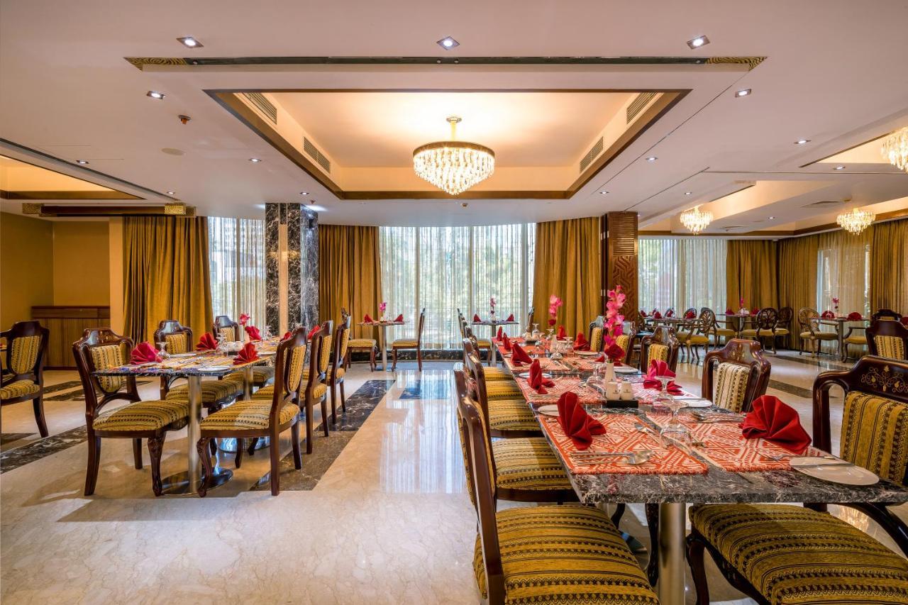 Grand Palace Hotel & Resorts Sylhet Bagian luar foto