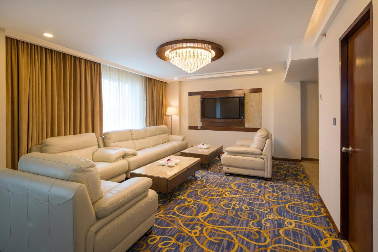 Grand Palace Hotel & Resorts Sylhet Bagian luar foto
